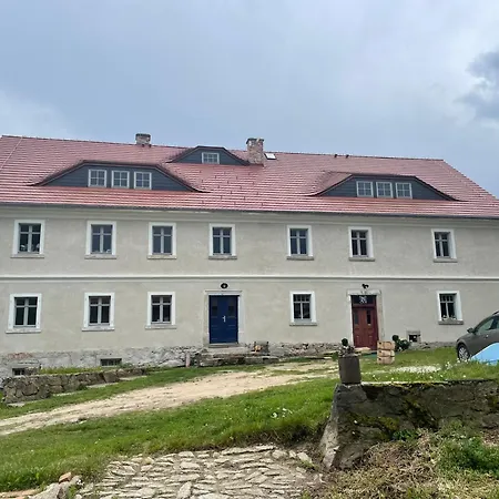 Dom Piwowara * Lesna (Luban)