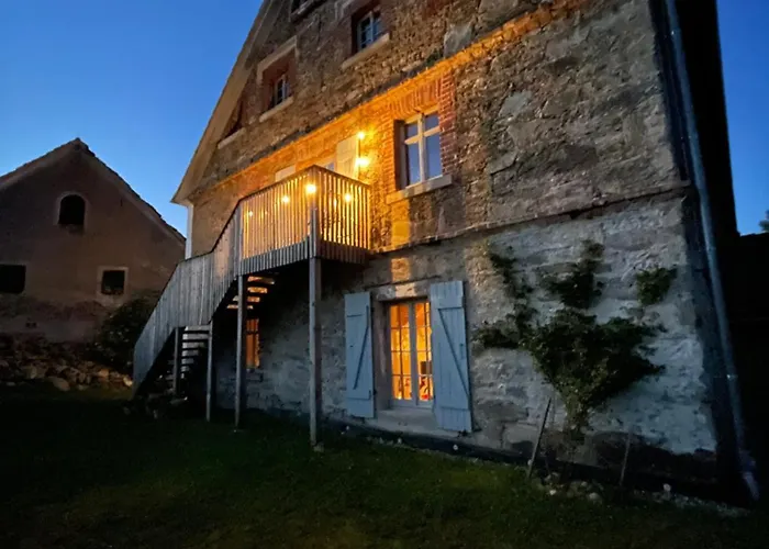 Dom Piwowara * 레스나